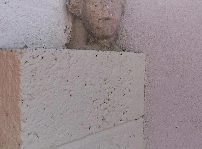 לינה וארוחת בוקר No 12 3*